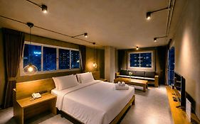 โรงแรมเซ็นทริคเพลส